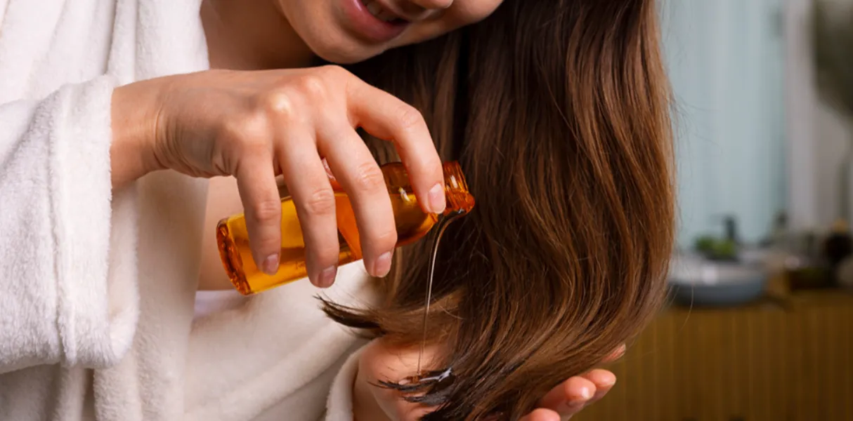 The Right Way to Oil Your Hair: Tips for Optimal Hair Health